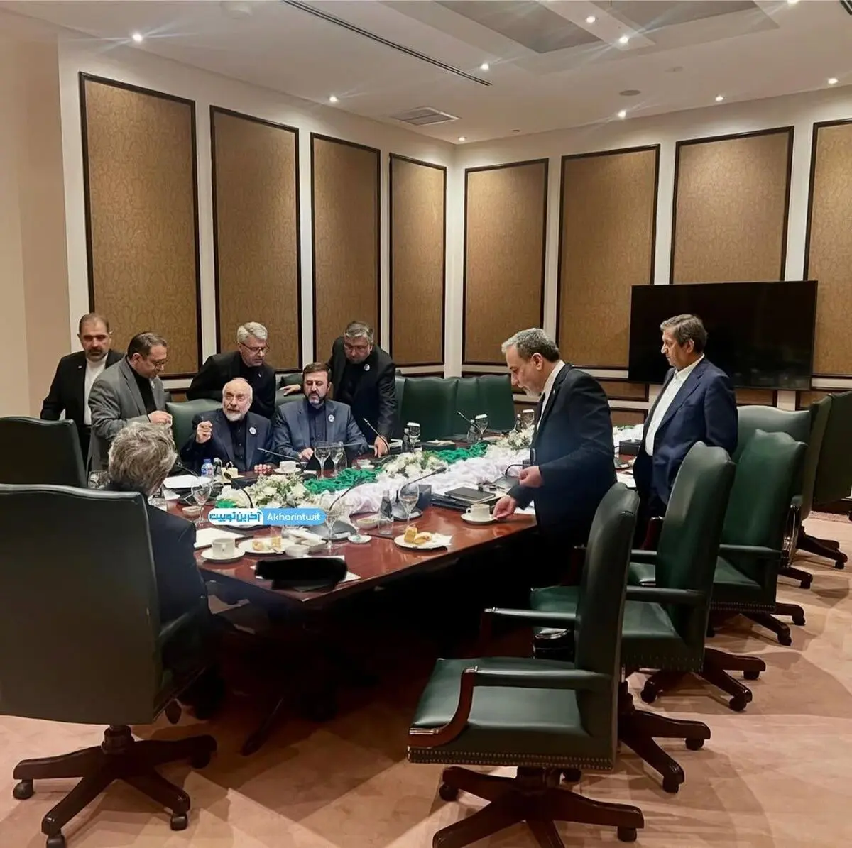 نتیجه دور دوم مذاکرات اسلام آباد چه می شود؛ توافق نهایی یا بازگشت به جنگ؟/ مهم ترین اختلاف ونس و قالیباف چیست؟