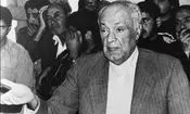 مالک نخستین آسمان‌خراش ایران تیرباران شد؛ ۱۹ اردیبهشت ۵۸