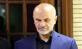 فرشاد مومنی: ۷۵ درصد فارغ التحصیلان ایران شغل های غیرمرتبط دارند! / دنیا با کیفیت ها را جذب می کند، در ایران هنوز عده ای دنبال" پیاده کردن آدم ها از قطار" هستند!