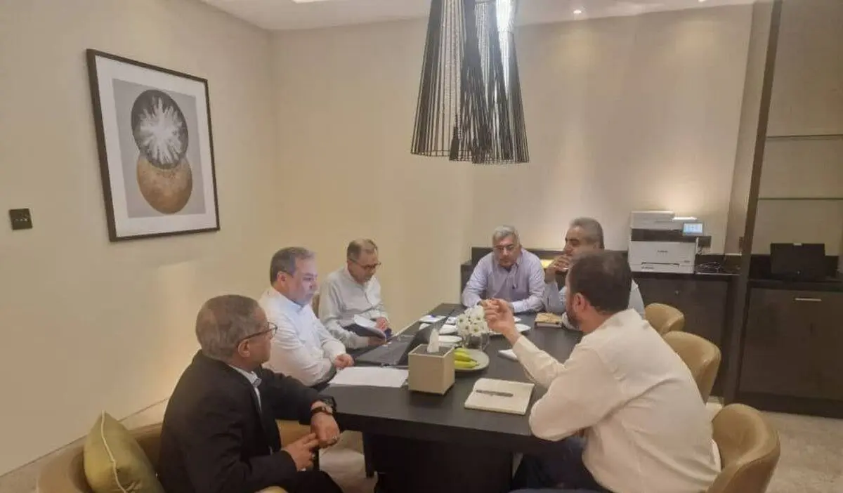 هیات ایرانی عازم محل مذاکرات شدند/ ویدئو