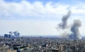 روز هشتم حمله آمریکا و اسرائیل به ایران/ شنیده شدن صدای انفجارهای شدید در تهران / کرج، سقز، آبادان، همدان، شیراز، تبریز، بوشهر و عسلویه هدف حملات امشب/ انفجار در فرودگاه مهرآباد تهران