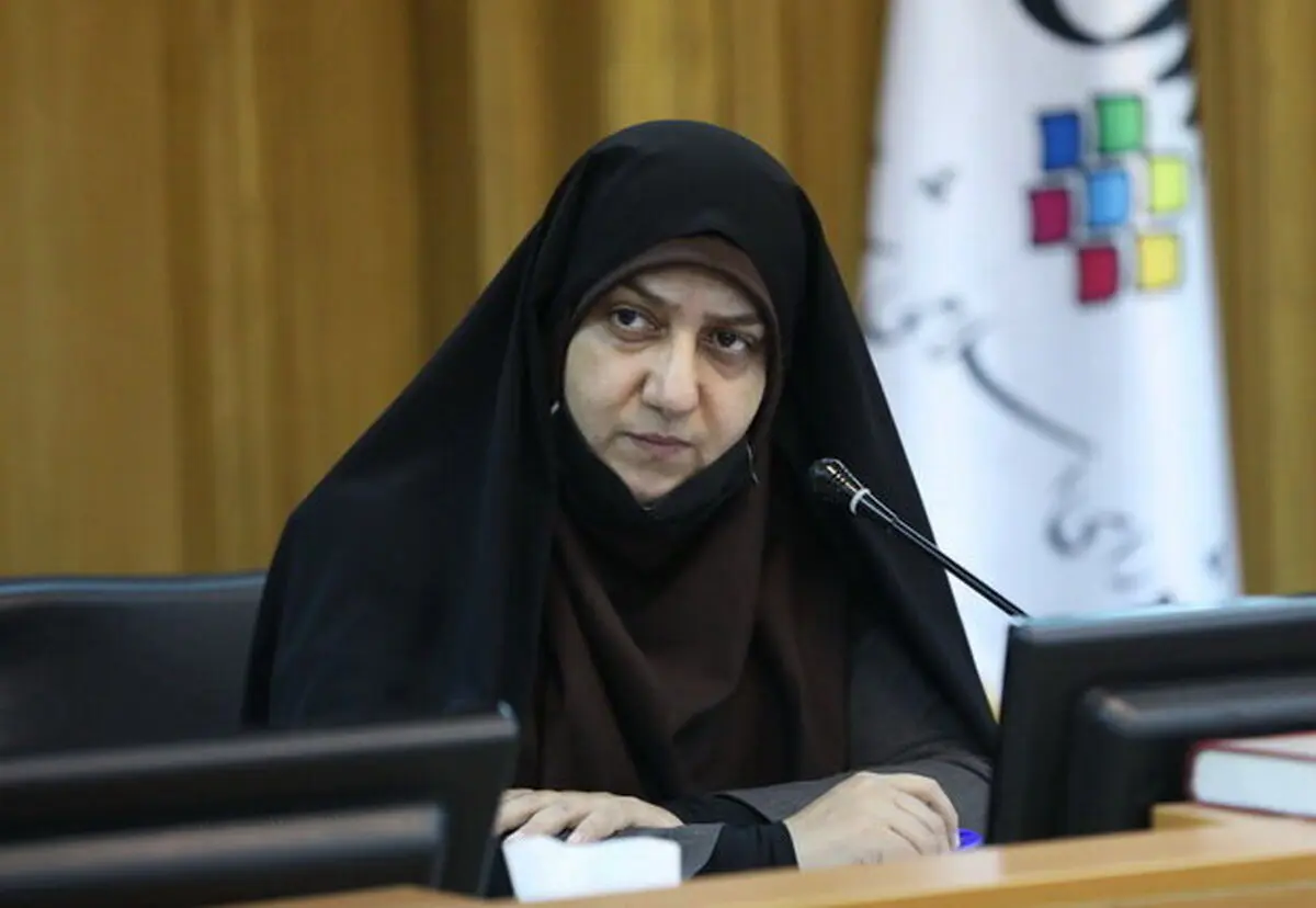 دختر دهه هشتادی عضو شورای شهر تهران از مسئول دفتری مادرش استعفا داد/ فیش حقوقی ۳۳ میلیون تومانی فاطمه منصورلی خبرساز شده بود