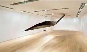  مجسمه‌سازی که جاذبه را شکست داد، درگذشت 