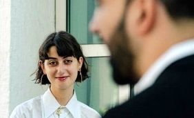 زنی در سایه | بانوی اول شهر بیدار | چگونه این زن نسل زدی توانست جوانترین شهردار تاریخ نیویورک را به موفقیت برساند؟