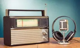 عکسی از ۳ گوینده سرشناس در ۵۰ سال پیش