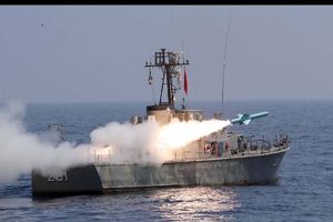 قدرت دریایی ایران و تعجب پایگاه آمریکایی/ دو نیرو، دو استراتژی؛ تفاوت نیروی دریایی ارتش و سپاه در چیست؟