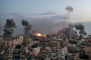 شتاب غرب در حمایت از حملات اسراییل به غزه، حمایت جهان از اوکراین را کاهش می دهد