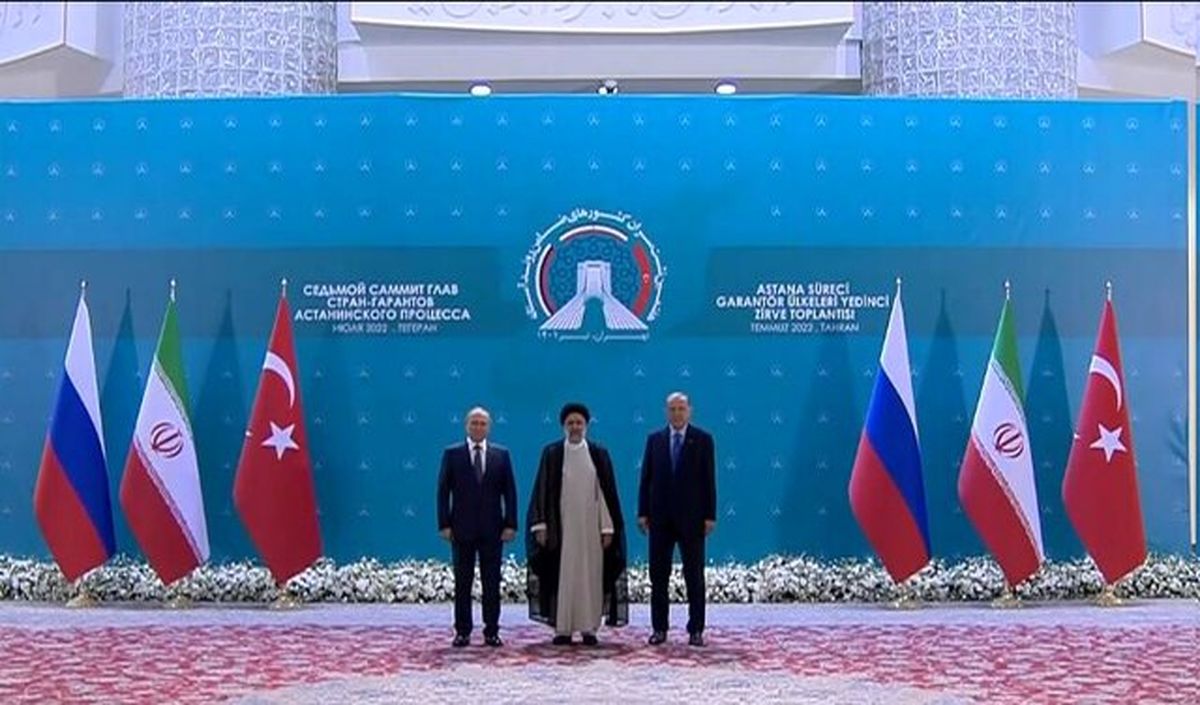 رییس جمهور: تنها راه‌حل بحران سوریه سیاسی است/ اردوغان: روسیه و ایران در مبارزه با گروه های تروریستی در کنار ترکیه باشند/ پوتین : ایران ، روسیه و ترکیه اقتصاد سوریه را احیا کنند/ ویدئو