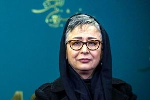  سفر در زمان؛ «آزیتا حاجیان» در کودکی در کنار دایی هایش؛ دهه 40/ عکس