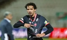 بازیکن پرسپولیس خطاب به اوسمار: بمان و تیم را قهرمان کن