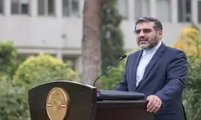 برای جوانان پوشش شرعی معین می کنیم