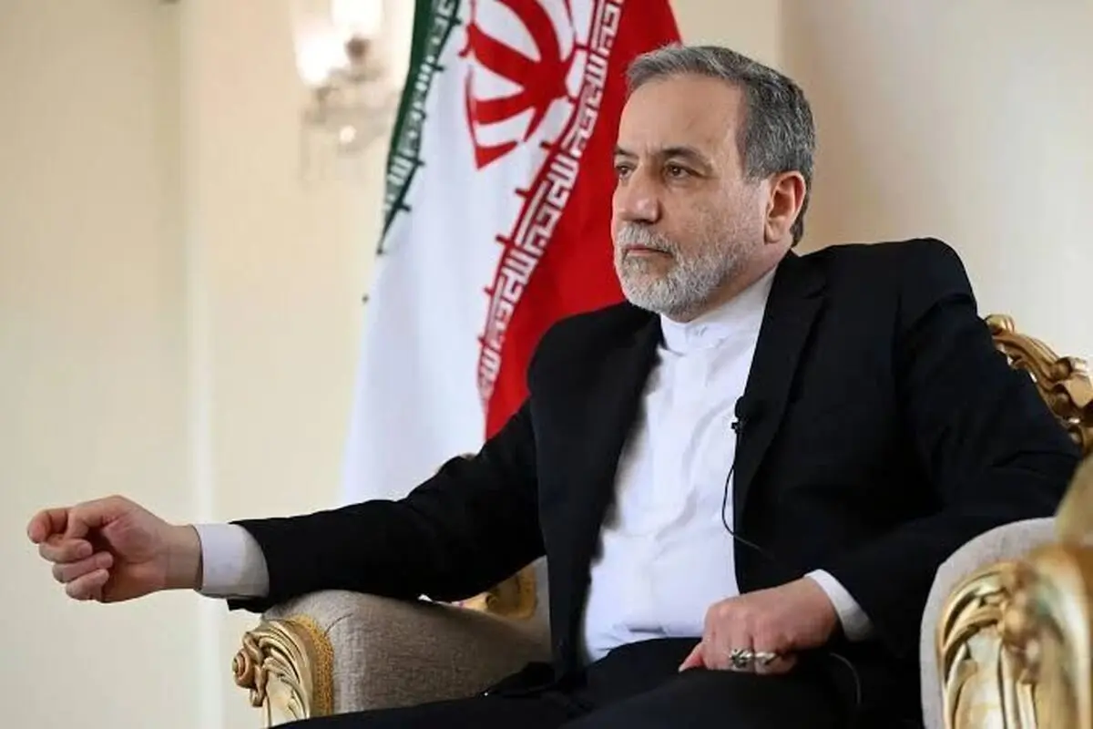 عراقچی: تنگه هرمز تنها برای کشتی‌ها و نفتکش‌های آمریکایی و اسرائیلی بسته است، نه برای دیگران/  حمله به جزیره خارک از خاک امارات متحده عربی انجام شد/ من هرگز به ویتکاف نگفتم که ما قصد ساخت بمب داریم