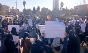 نخستین جرقه‌های اعتراضات علیه الجولانی در سوریه/ ویدئو

