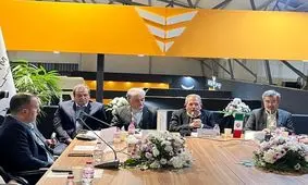  سال آینده اتوبوس ۹ متری بین شهری و درون شهری به چرخه حمل و نقل وارد می‌کنیم‌

