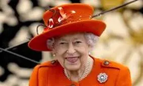 ملکه الیزابت دوم در جوانی و سوار بر اسب؛ سال ۱۳۲۰ /عکس