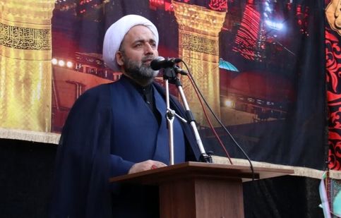 مدیرکل تبلیغات اسلامی آذربایجان غربی: هر کس سر ترامپ حرامزاده را بیاورد، 100 میلیارد تومان جایزه می دهیم/ ویدئو 