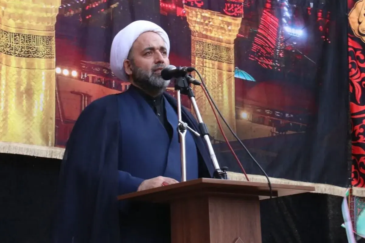 مدیرکل تبلیغات اسلامی آذربایجان غربی: هر کس سر ترامپ حرامزاده را بیاورد، 100 میلیارد تومان جایزه می دهیم/ ویدئو 