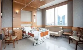 مرد متجاوز به بیماری در بیمارستان تحت تعقیب قرار گرفت