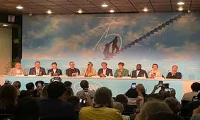 اصغر فرهادی در فوتوکال هیات داوران جشنواره فیلم کن/ ویدئو