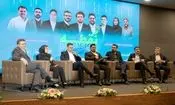 تأکید فعالان اقتصاد دیجیتال بر تاب‌آوری، ماندن و حفظ سرمایه انسانی در همایش «نقطه تصمیم»