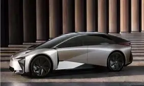 آغاز فصلی تازه برای لوکس‌ترین خودروساز ژاپنی/ تصاویر