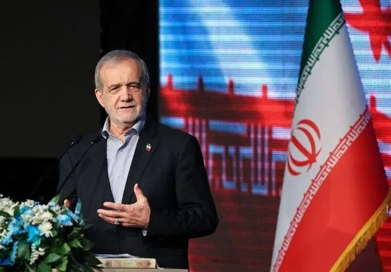 پزشکیان: ۱۵۰۰ نفر از مدافعان امنیت پای لانچرها به شهادت رسیدند / عده‌ای در جامعه مفت می‌خورند و به وحدت ضربه می‌زنند