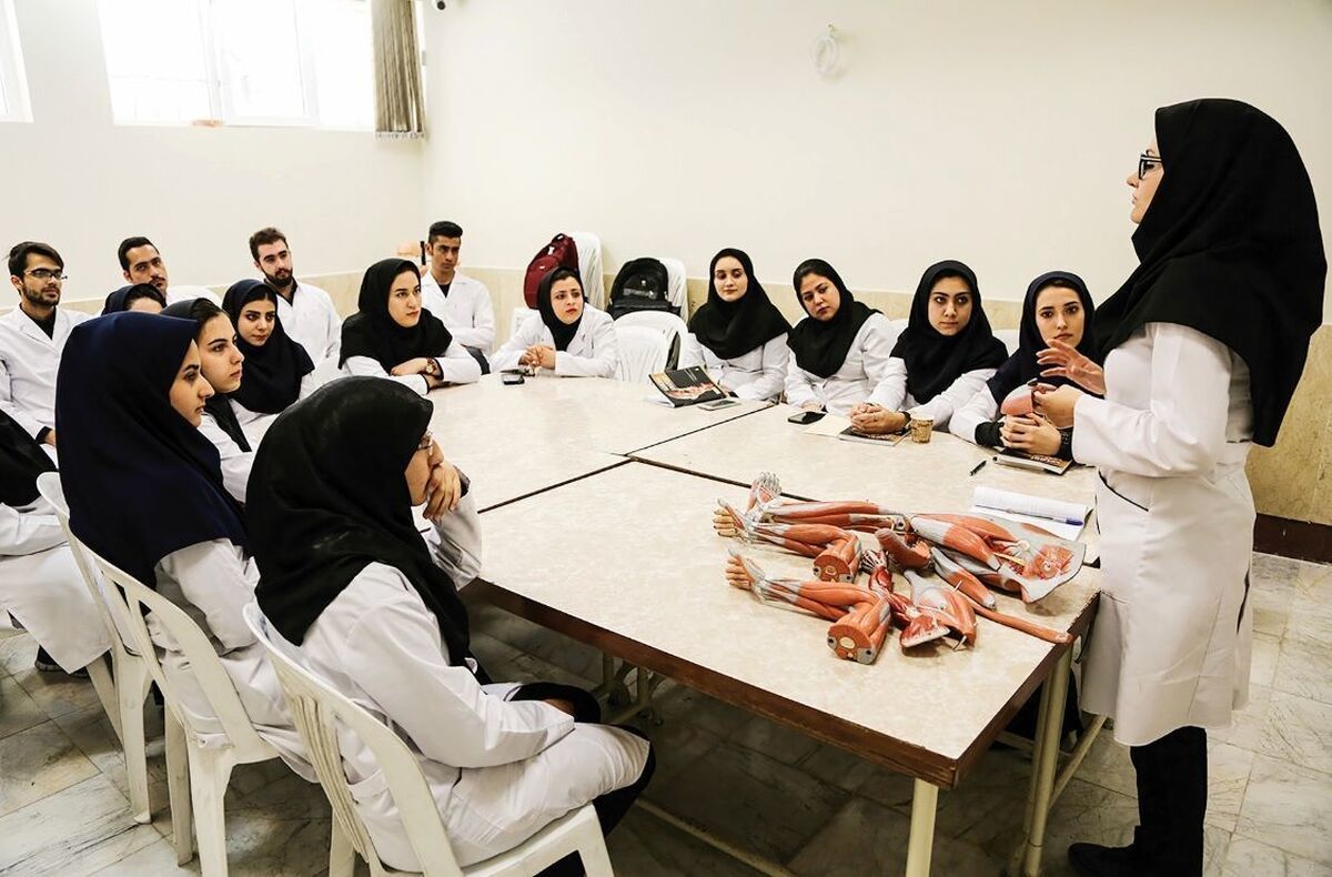 ۷۵ درصد دانشجویان علوم پزشکی با سهمیه دکتر میشوند!