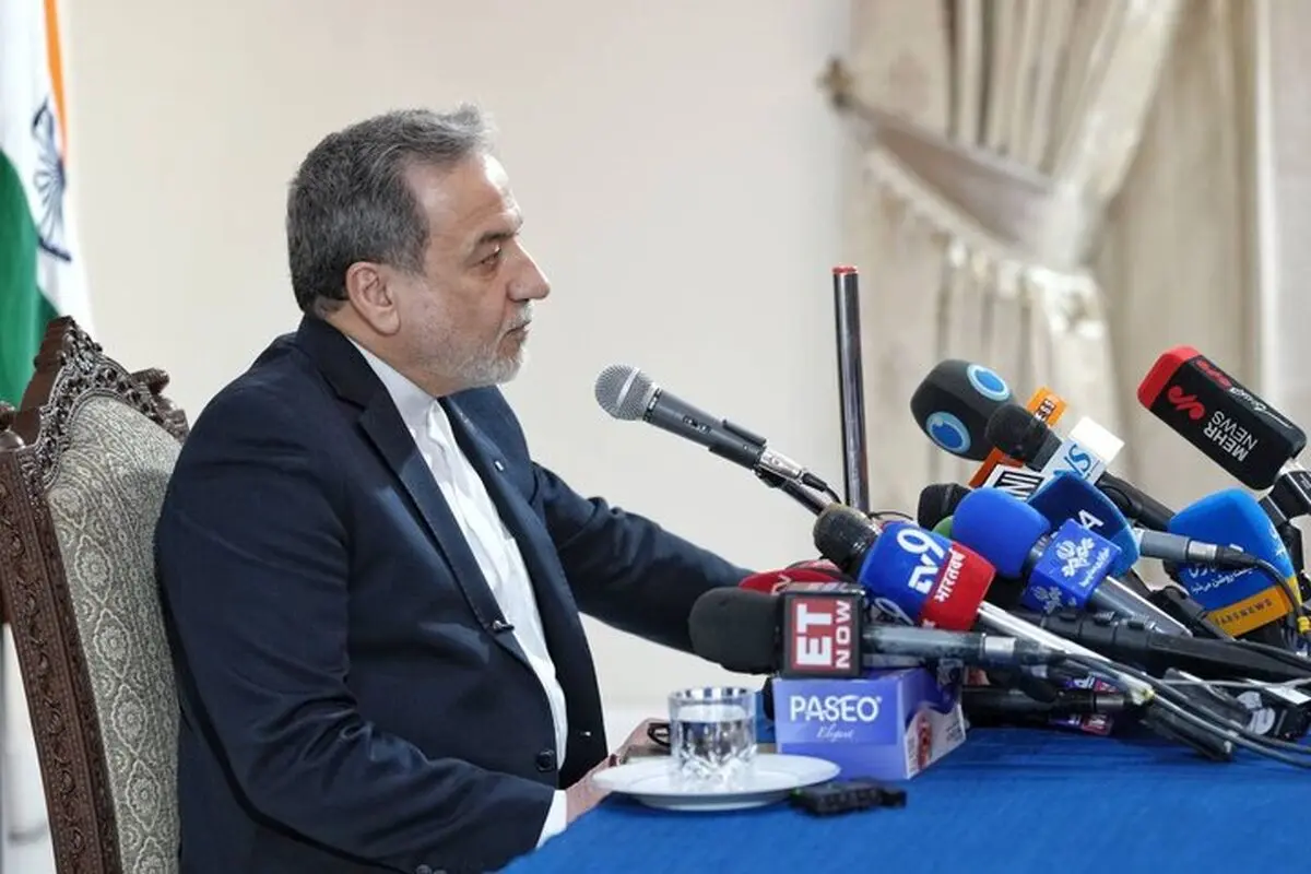 عراقچی: تنگه هرمز به جز برای کشورهایی که با ما در جنگ بودند، باز است/ آمریکا در یک سردرگمی به سر می‌برد و هیچ طرحی برای پایان جنگ ندارد/  گفت‌گوها درباره مواد غنی شده ایران با توجه به وضعیت پیش آمده به بن‌بست رسید