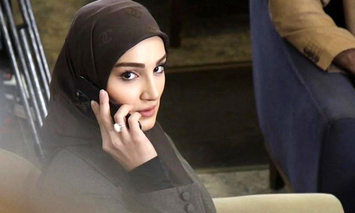  بیوگرافی زهرا نادری فر بازیگر خوش چهره کشورمان از بازی در گاندو تا ناریا 