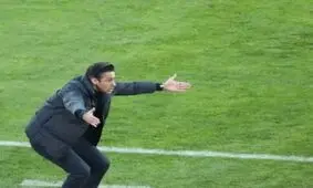 وحید قلیچ: آقای مجیدی برو سرجایت بنشین؛ فوتبال جای شکلک درآوردن نیست!
