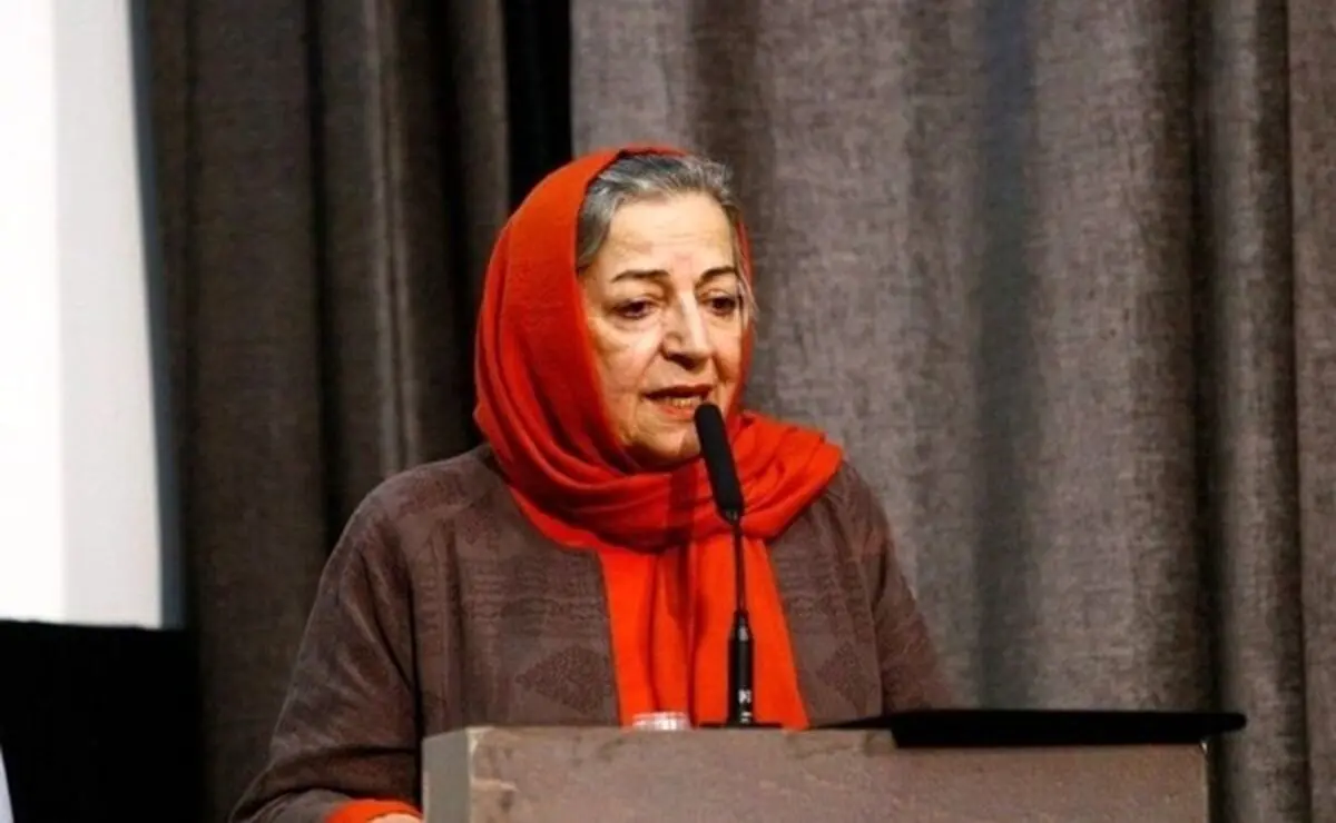 مرضیه برومند، مدیرعامل خانه سینما: وزارت ارشاد سعی دارد که اساسنامه خانه سینما به شکلی نوشته شود که همه چیز تحت کنترل آن‌ها باشد