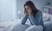 چگونه مغزتان را برای بیدار نشدن در طول شب تربیت کنید؟