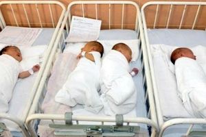تعویض دو نوزاد پس از تولد در بیمارستان