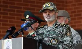 بازدید سرلشگر موسوی از پایگاه موشکی هوا فضای سپاه