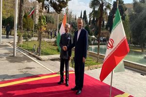 استقبال امیرعبداللهیان از همتای هندی در تهران 

