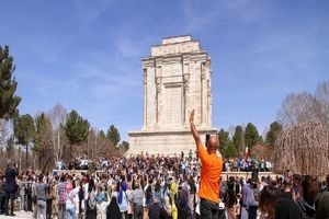 برخورد قانونی دادستان عمومی و انقلاب مرکز خراسان رضوی با هنجارشکنان آرامگاه فردوسی