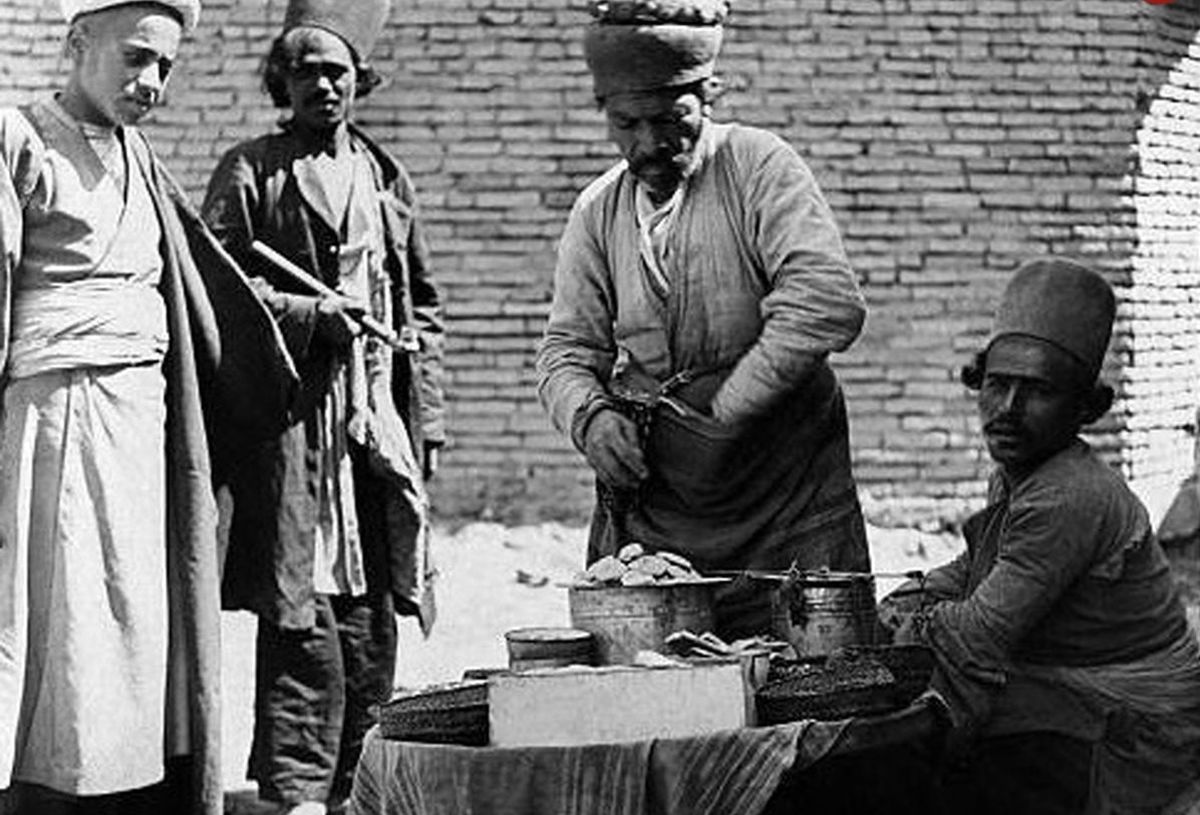 سفر به ایران قدیم؛ از مدل موی قاجاری تا قصهگویی پای منقل