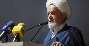 واکنش رئیس دفتر عقیدتی سیاسی فرمانده کل قوا به سخنان استاندار مازندران درباره حجاب/ غلط می‌کنی حجاب را قبول نداری، این حکومت، جمهوری اسلامی است/ اگر من جای نگهبان استانداری بودم، اجازه ورود این فرد به استانداری را نمی‌دادم