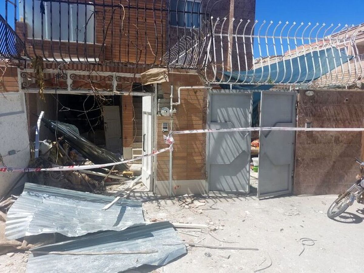 انفجار یک خانه در اصفهان سبب تخریب ۱۲ منزل مسکونی شد