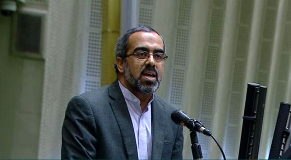 جوانان کف خیابان بچههای ما هستند/ درد جوانان اقتصاد است نه حجاب