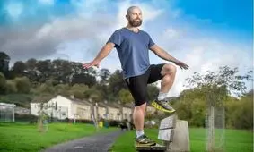 چگونه می‌توانیم تعادل خود را بهبود بخشیم؟

