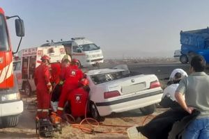 تصادف مرگبار در محور طبس به یزد؛ ۵ عضو یک خانواده جان باختند