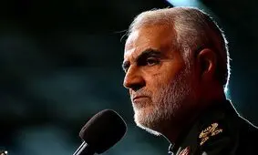 سفر به تاریخ؛ کوهنوردی «سردار سلیمانی» در کنار «رهبر انقلاب» در کرمان؛ سال 1384/ عکس

