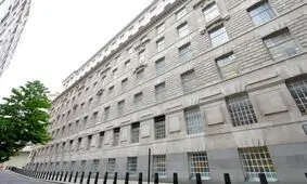 پخش شایعات ضدچینی در انگلیس با چه هدفی صورت می‌گیرد؟