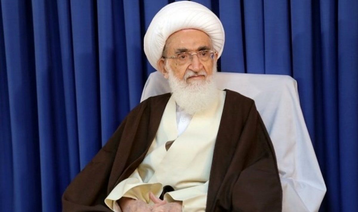 آیت الله نوری همدانی خطاب به رئیس جمهور: هر کجا قدم میگذارید مردم از گرانی و سختی زندگی میگویند