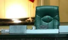 صف کشی برای تکیه بر صندلی هیات رییسه