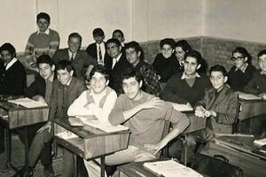 تصاویر جالب مدارس ایران از دوران قاجار تا دهه ۶۰