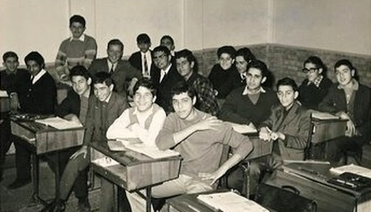تصاویر جالب مدارس ایران از دوران قاجار تا دهه ۶۰