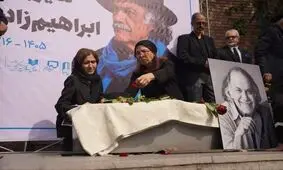 گلایه همسر سیروس ابراهیم‌زاده از مکان خاکسپاری این بازیگر: این قبرهای خالی را برای چه کسانی پنهان کرده‌اید؟