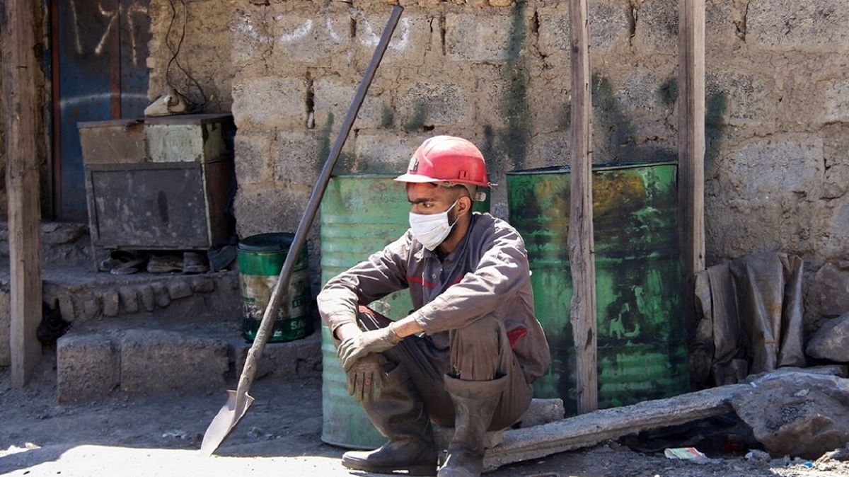 چند درصد کارگران خانه ندارند؟